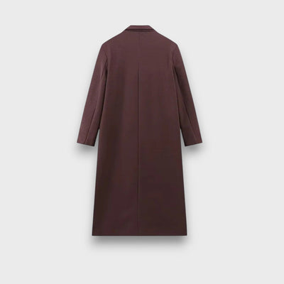 Oslaine – Manteau en laine maximaliste avec silhouette masculine