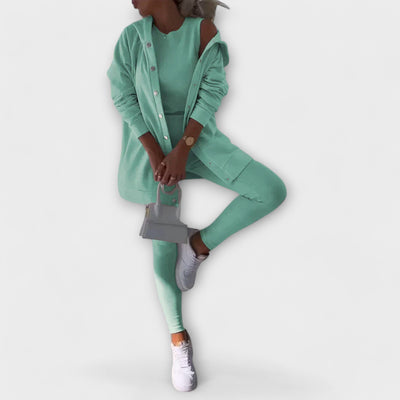 Ensemble de trois pièces avec cardigan