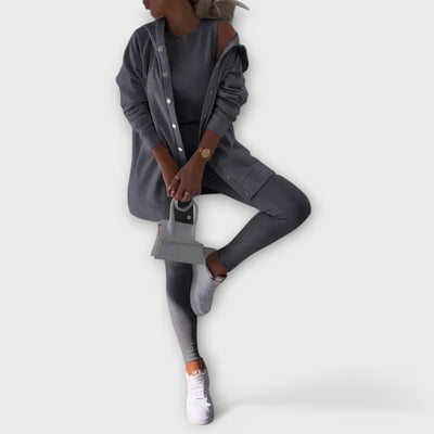 Ensemble de trois pièces avec cardigan