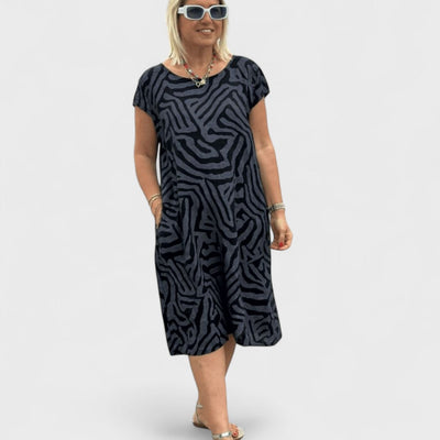 Nelia - Robe d'été à col rond avec belle impression