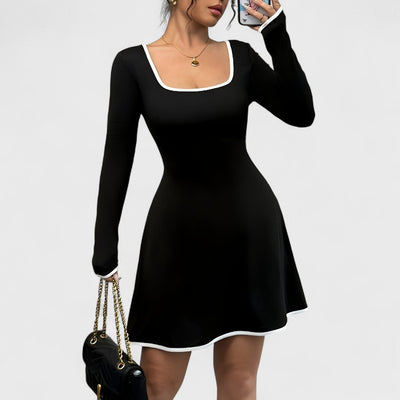 Antonia - Robe élégante à manches longues évasée