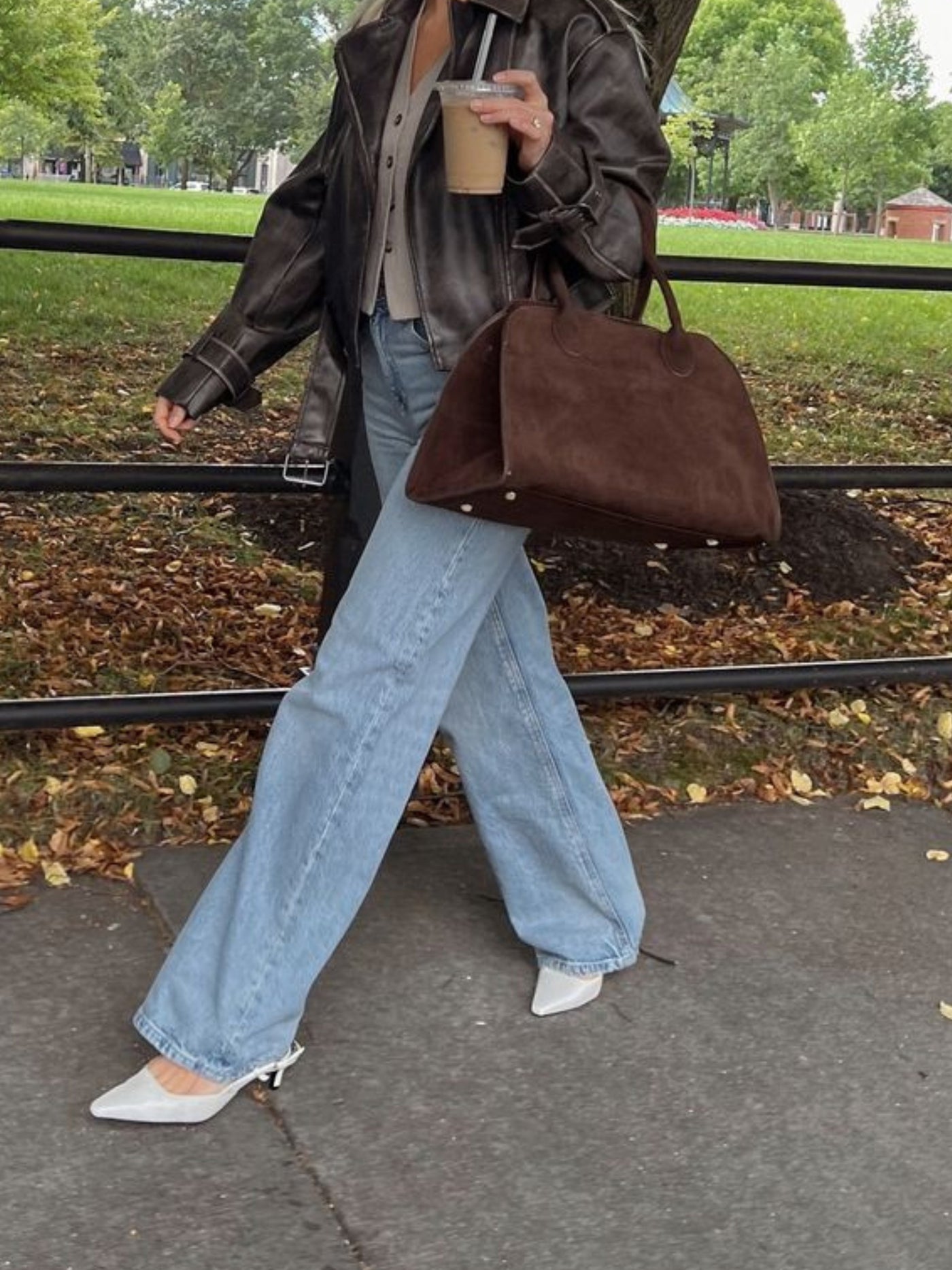 Luisa | Sac à Main Minimaliste en Cuir Suédé