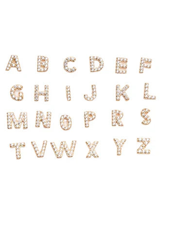 Mikhaela | Boucles d'Oreilles Lettre en Or 18k