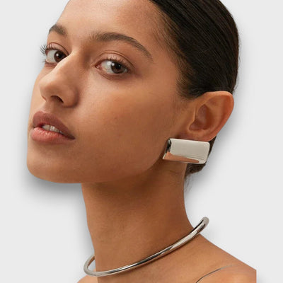 Jona – Boucles d'oreilles géométriques au style frappant