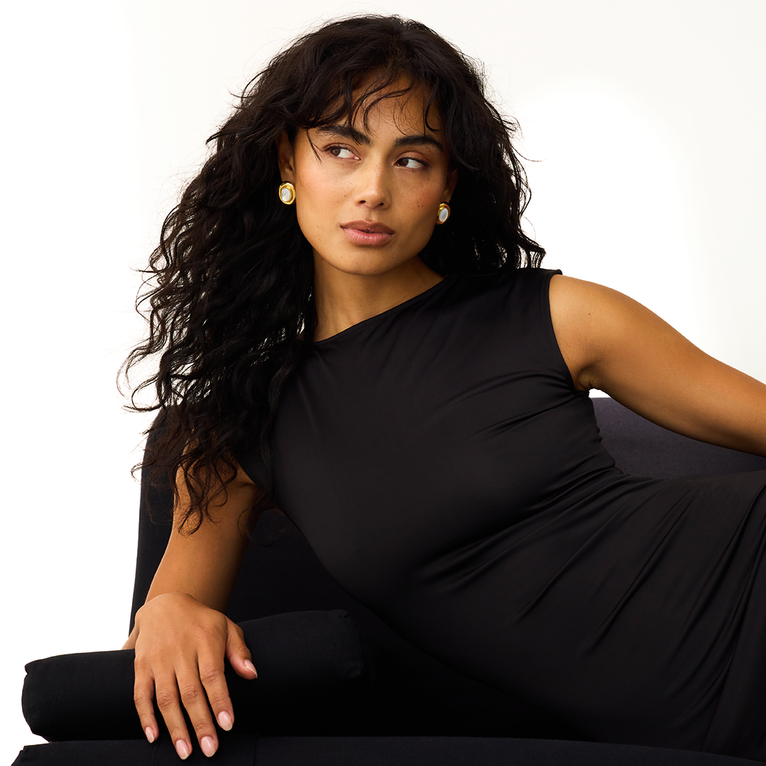 Ameliyana | Boucles d'Oreilles Bouton en Or 18k