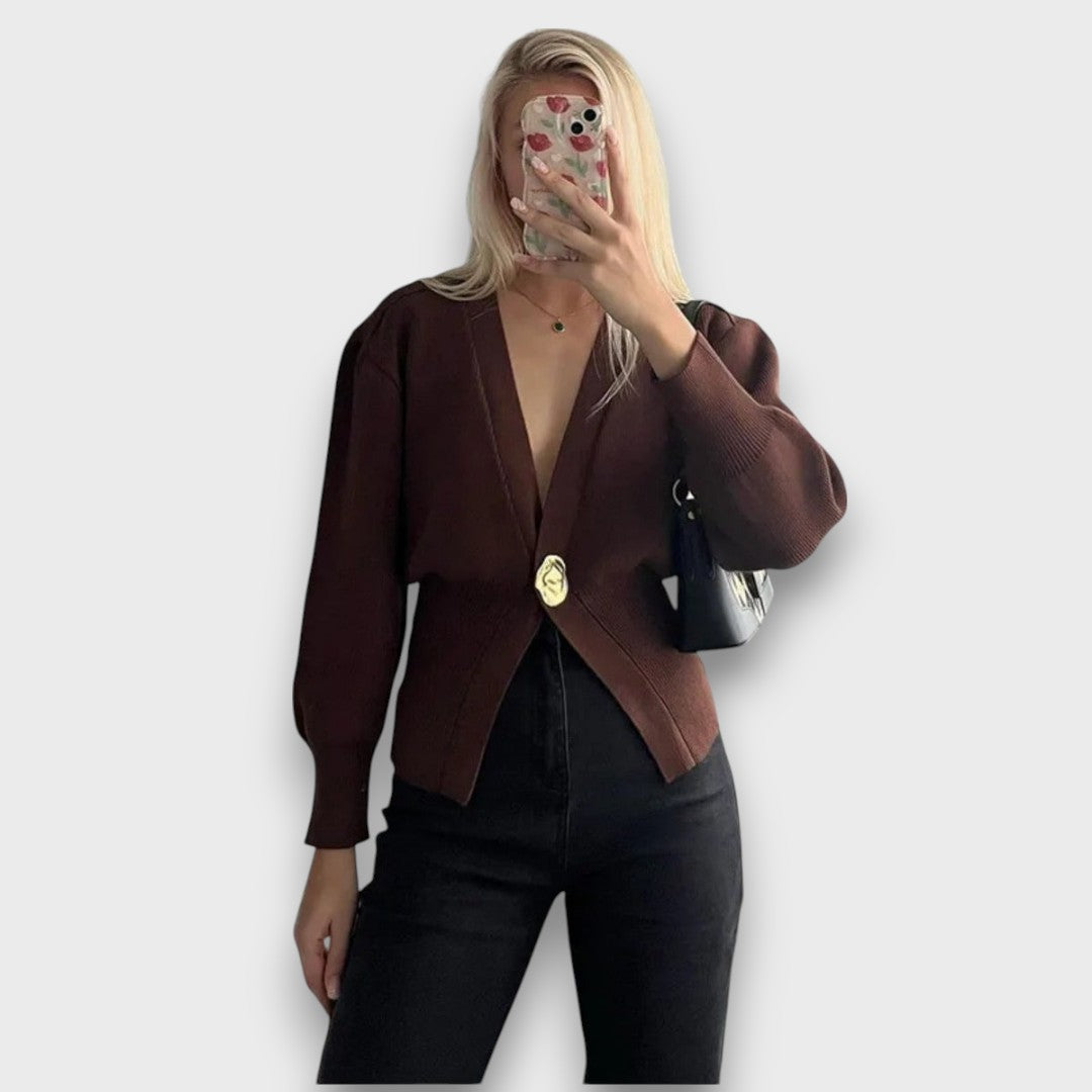 Enea – Cardigan avec décolleté en V profond et bouton doré