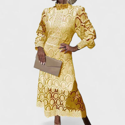 Élise - Robe en dentelle brillante et féminine