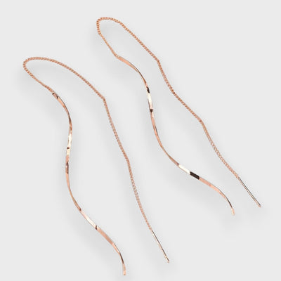 Elwira – Boucles d'oreilles longues en forme de vague
