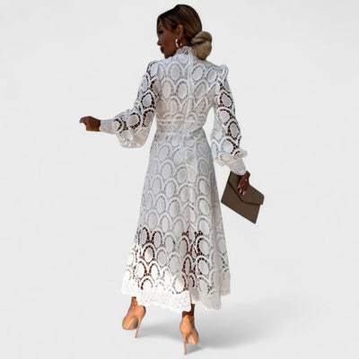 Élise - Robe en dentelle brillante et féminine