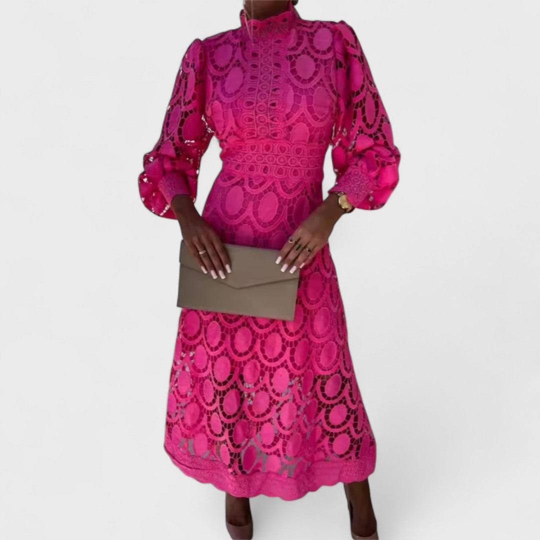 Élise - Robe en dentelle brillante et féminine