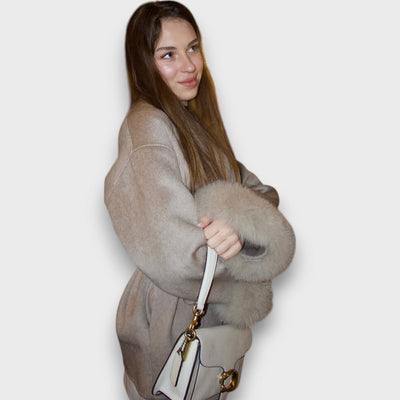 Gracelle – Manteau avec poignets en fourrure