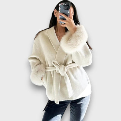 Gracelle – Manteau avec poignets en fourrure