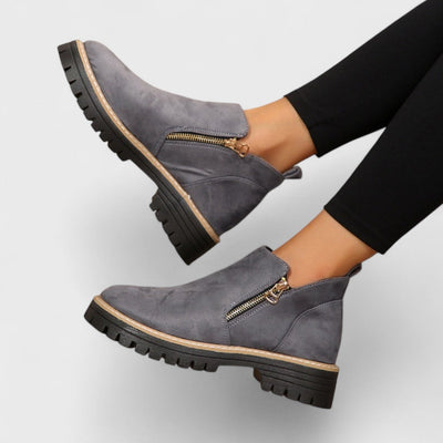 Leonora - Botte élégante à la cheville